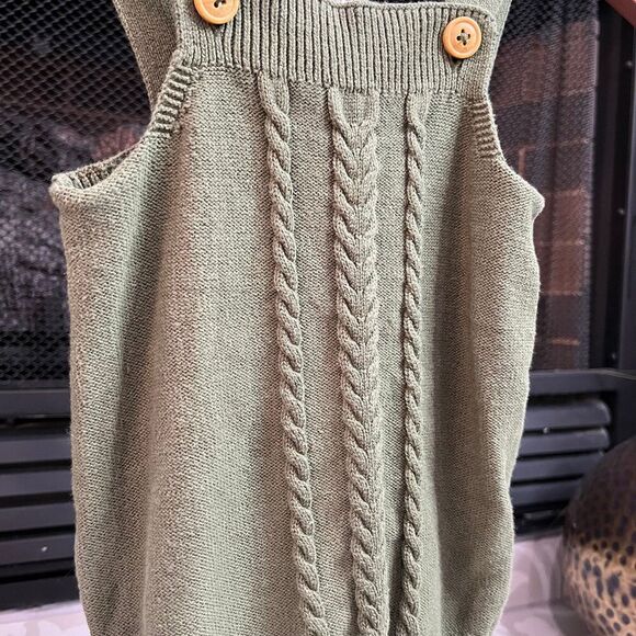 Cat & Jack Romper - Picture 2 of 4